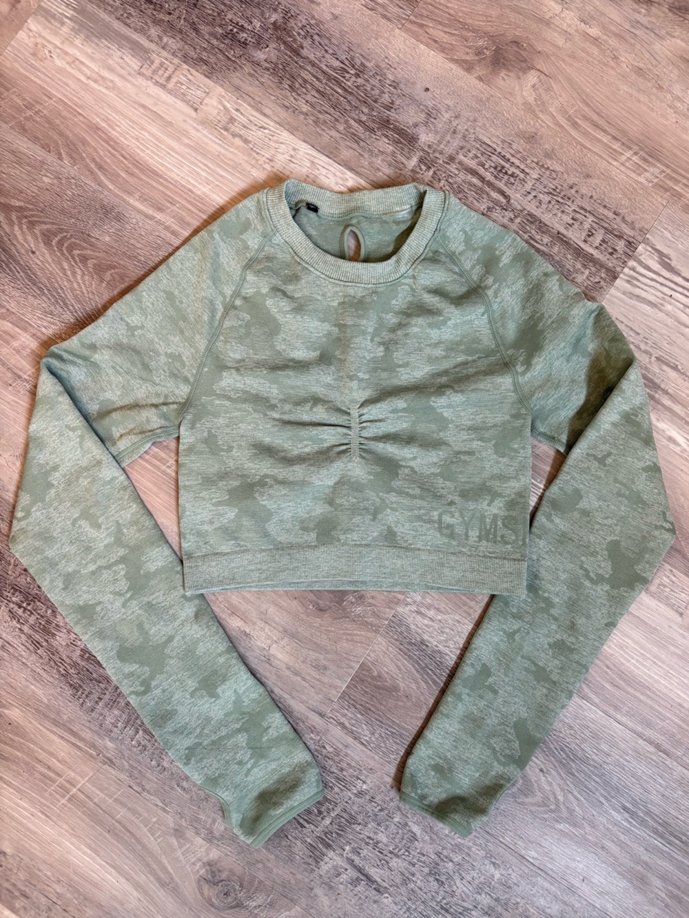 Gymshark Adapt Camo Seamless Long Sleeve Crop Top Green Size M